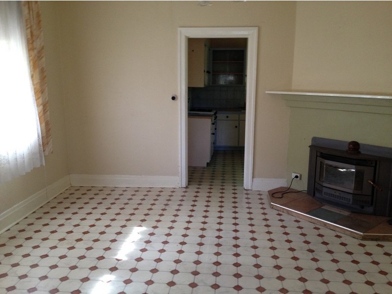 41 Ann St, Dandenong VIC 3175