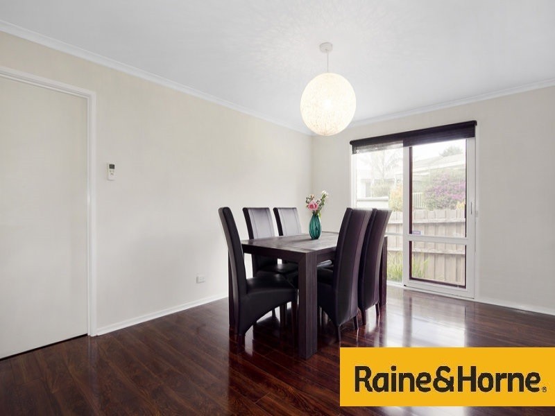 2 Fitzgerald Rd, Hallam VIC 3803