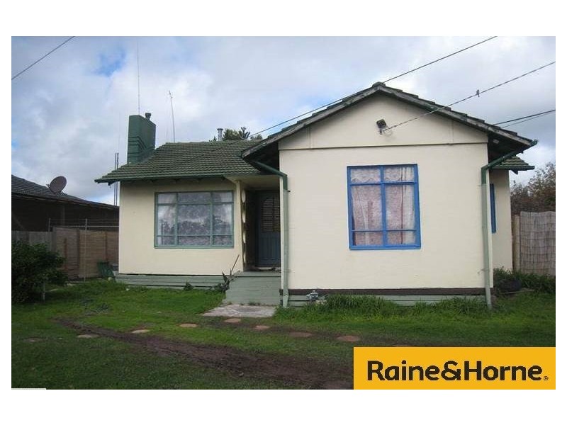 37 Wattle Dr, Doveton VIC 3177