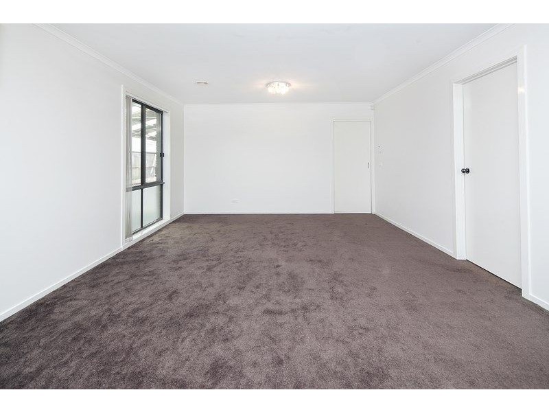 152 Rosebank Drive, Cranbourne North VIC 3977