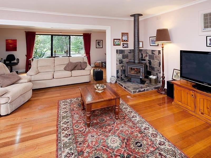 35 Bakers Rd, Clyde VIC 3978