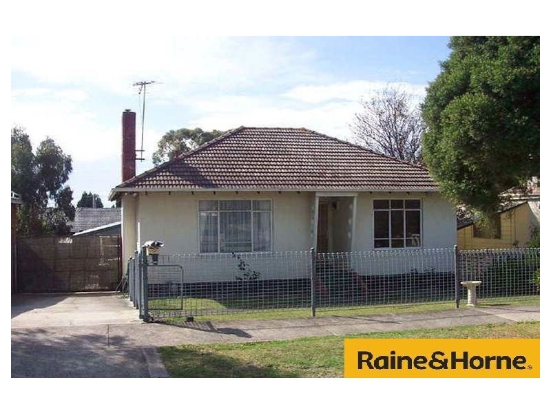 76 Jesson Crescent, Dandenong VIC 3175