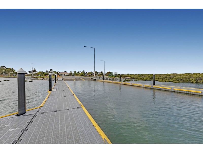 LOT 5/32-36 Bayview Road, Tooradin VIC 3980