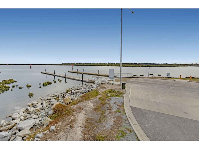 LOT 5/32-36 Bayview Road, Tooradin VIC 3980