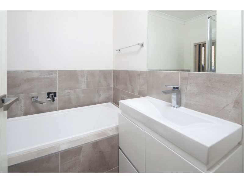 8b Doveton Avenue, Eumemmerring VIC 3177