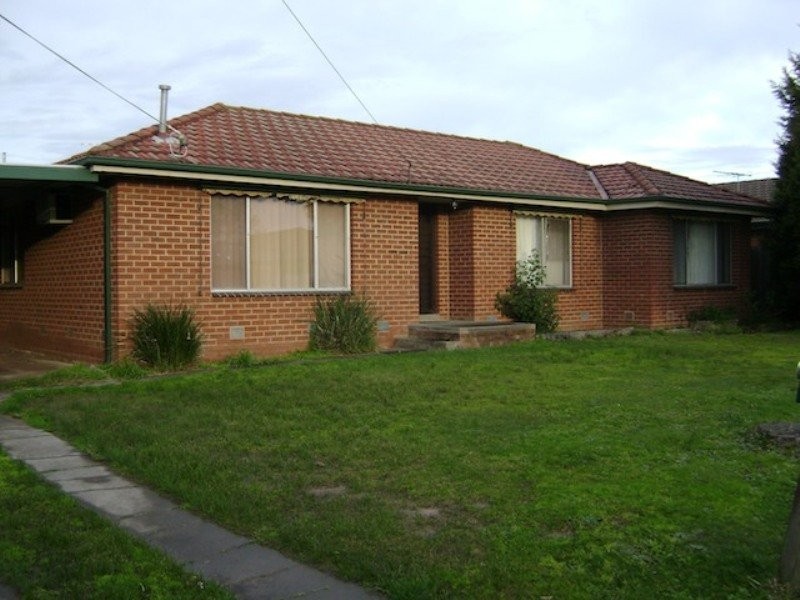 26 Clive St, Hampton Park VIC 3976
