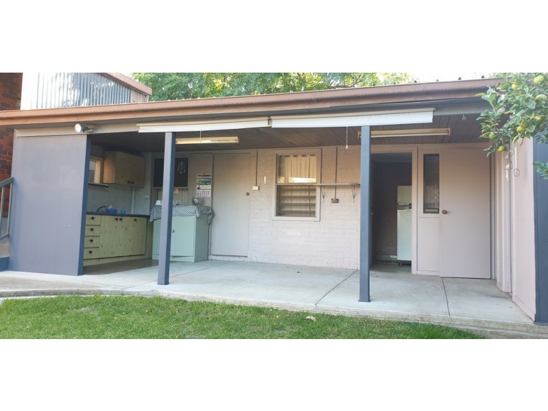 363 Bay Road, Cheltenham VIC 3192