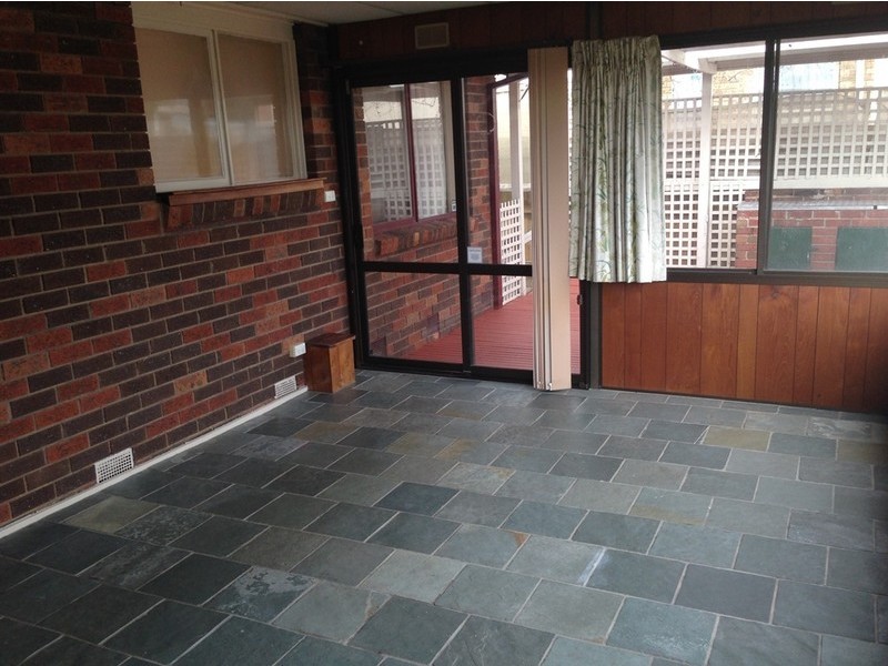 7 Gunns Rd, Hallam VIC 3803