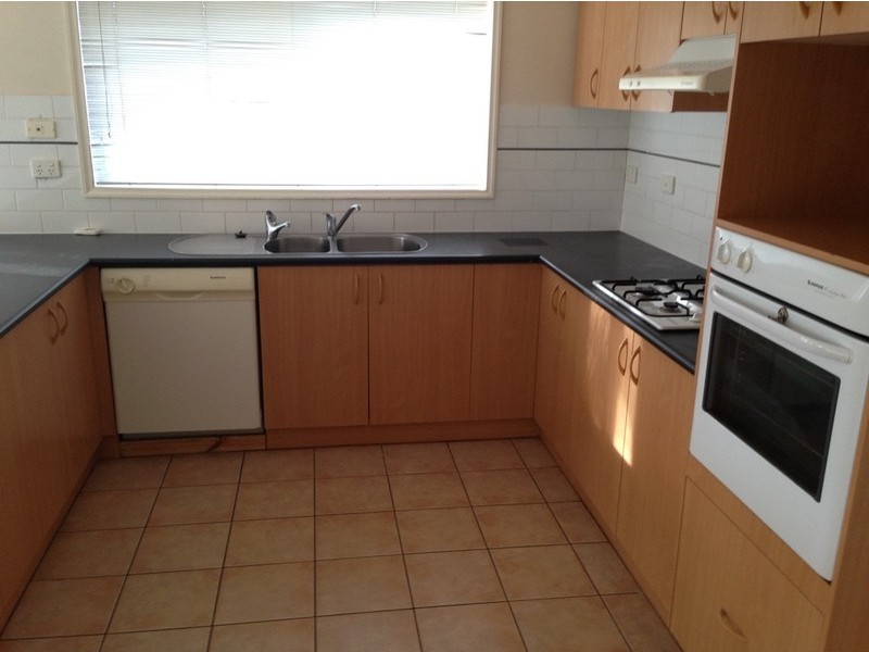 126 Harold Keys Drive, Narre Warren South VIC 3805