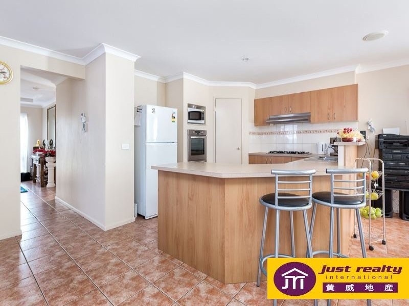 10 Drovers Retreat, Narre Warren South VIC 3805