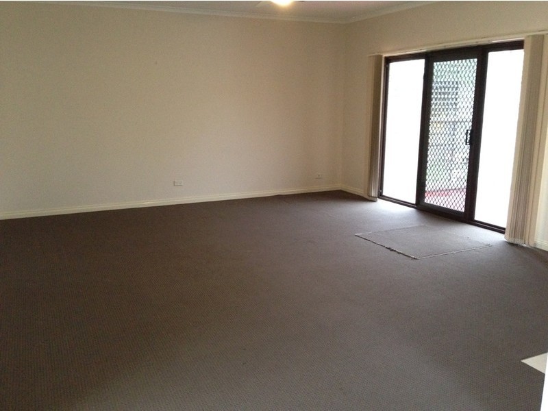 1 Privet Court, Doveton VIC 3177