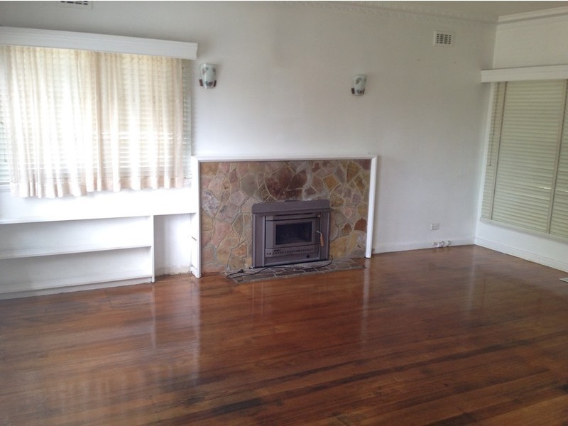 19 Hillside Avenue, Dandenong North VIC 3175