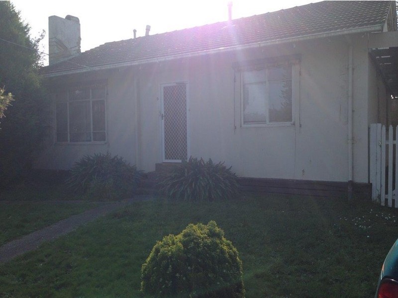 5 Page Court, Dandenong North VIC 3175