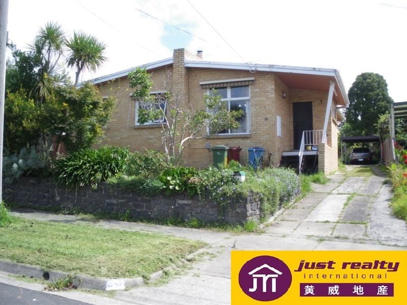 30 Hillside Avenue, Dandenong North VIC 3175