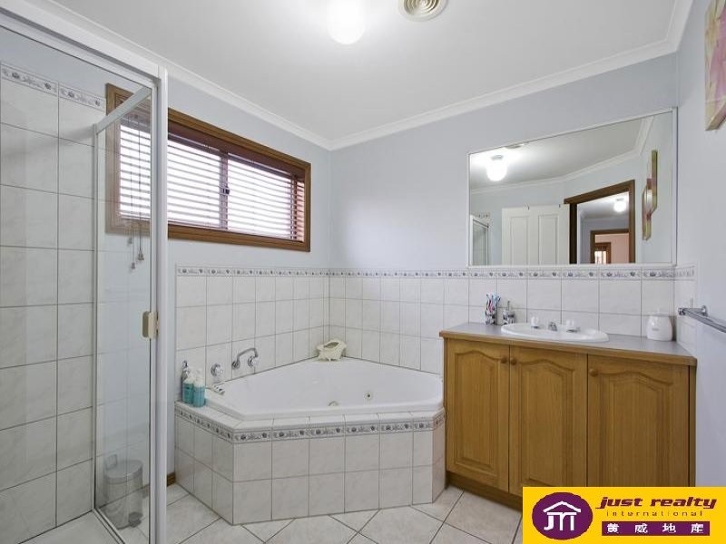 133 Maramba Drive, Narre Warren VIC 3805