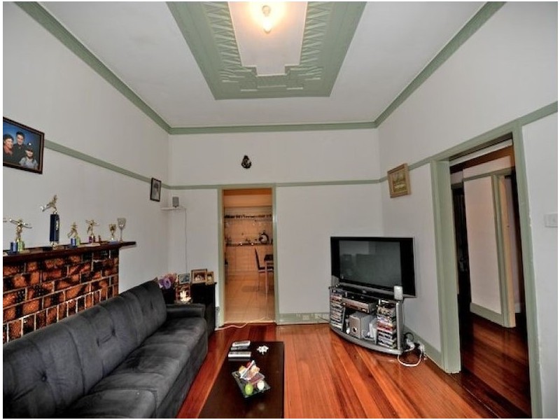 1/27 Benga Avenue, Dandenong VIC 3175