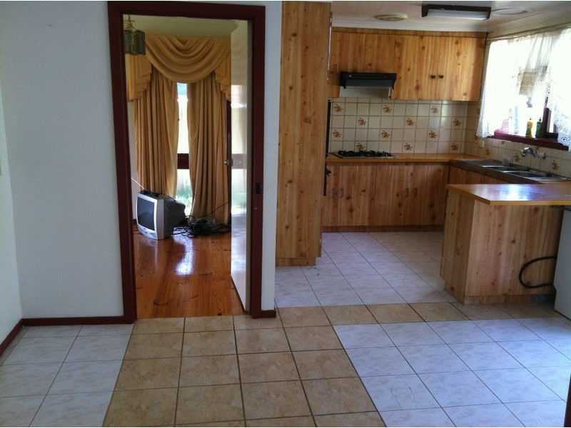 34 Scotsburn Way, Endeavour Hills VIC 3802