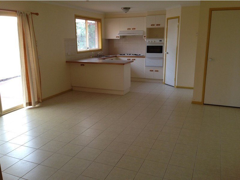 4 Sandhurst Mews, Hampton Park VIC 3976