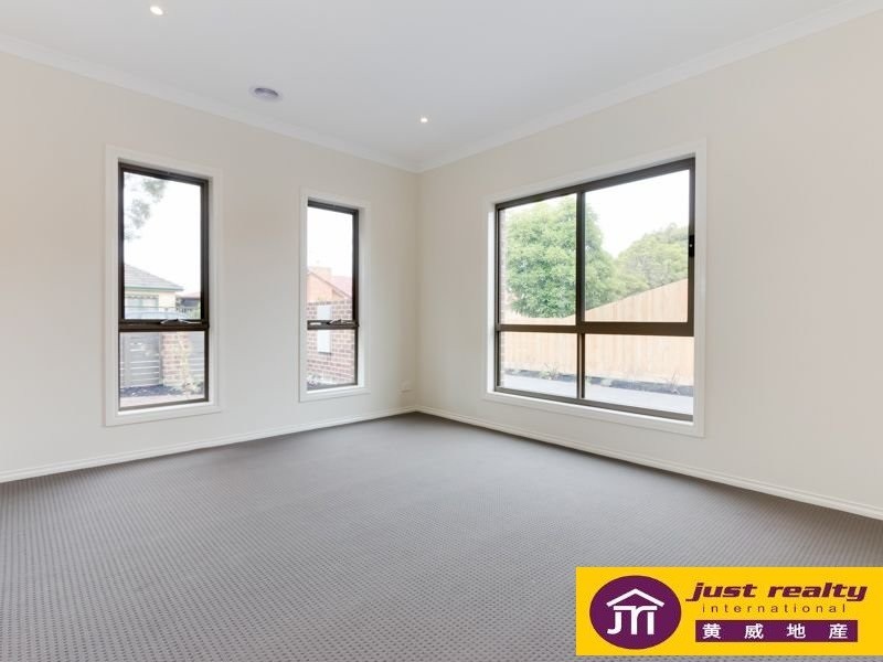 4/11 Bruce St, Dandenong VIC 3175