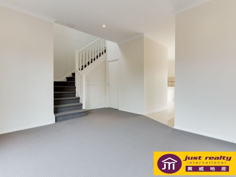 4/11 Bruce St, Dandenong VIC 3175