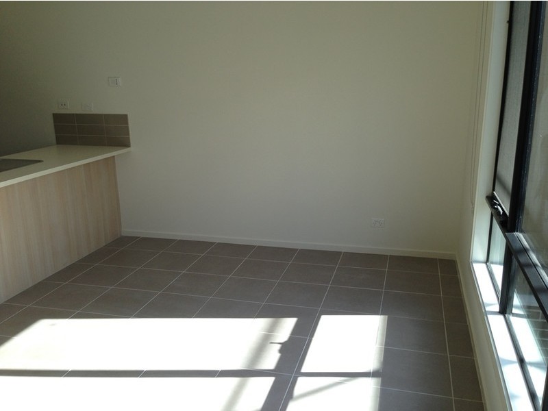 11/6 Huckson Street, Dandenong VIC 3175