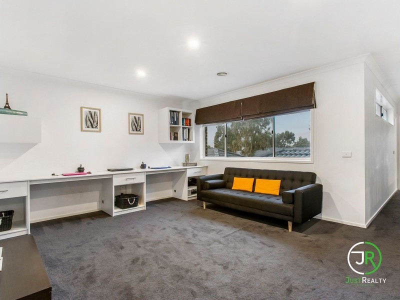 3 Stanford Street, Cranbourne West VIC 3977