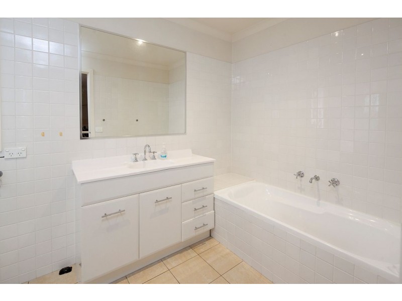 10/21-23 Kelvinside Road, Noble Park VIC 3174