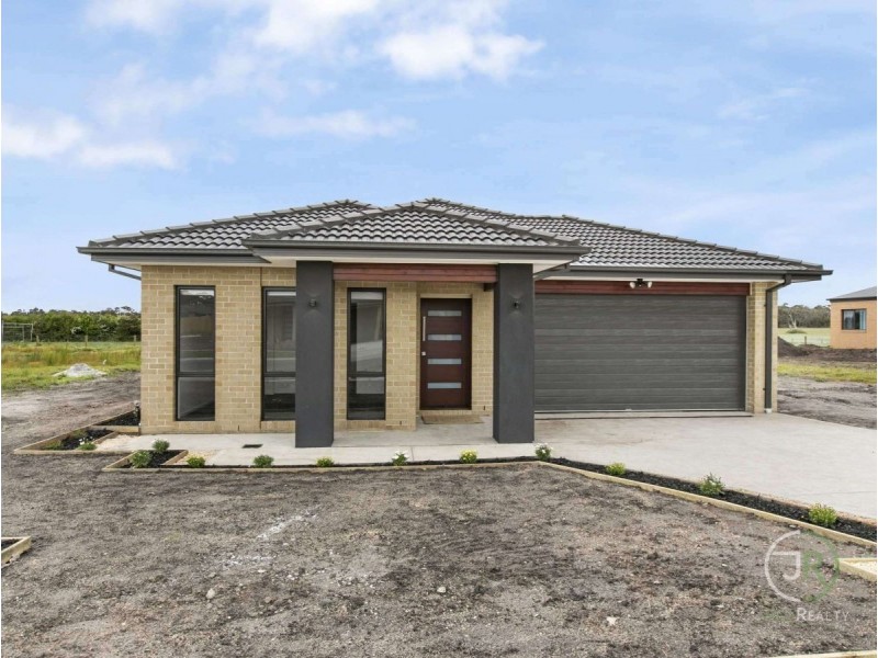 35 Langley Boulevard, Lang Lang VIC 3984