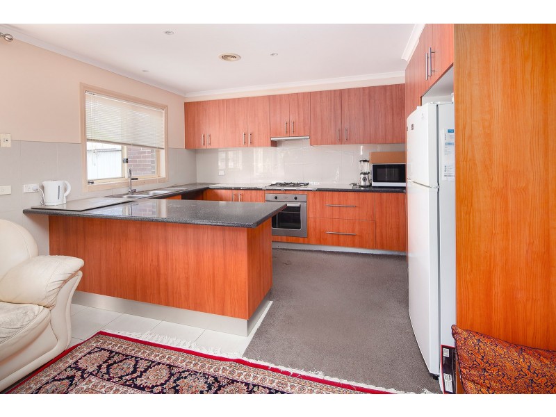 1/17 Burrows Ave, Dandenong VIC 3175