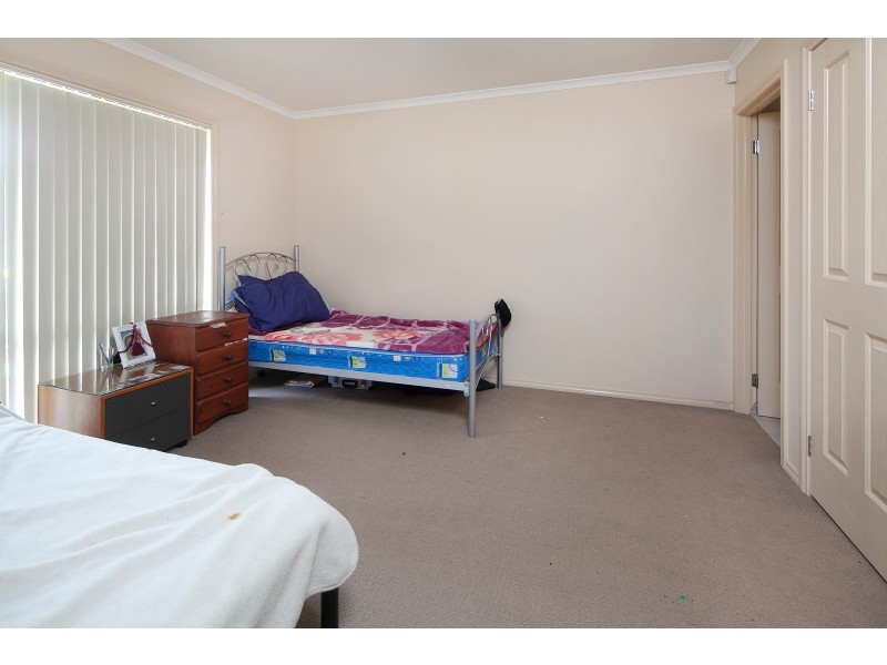 1/17 Burrows Ave, Dandenong VIC 3175