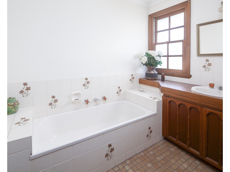 942 Ferntree Gully Road, Wheelers Hill VIC 3150