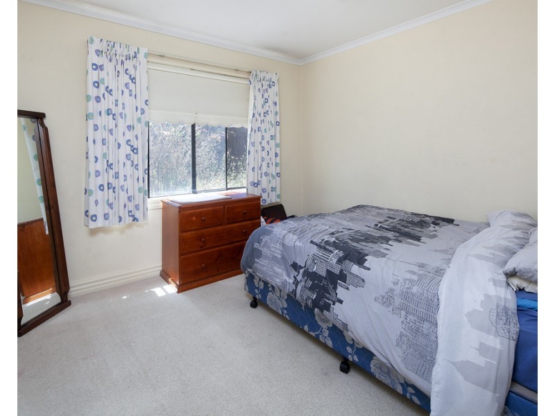 12 Golden Leaf Avenue, Narre Warren South VIC 3805