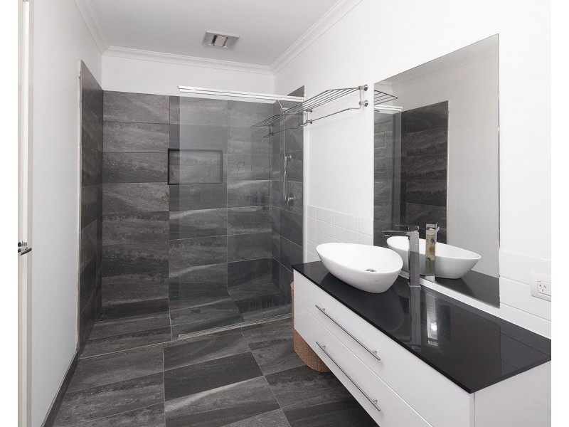 39 Willum Way, Dandenong VIC 3175