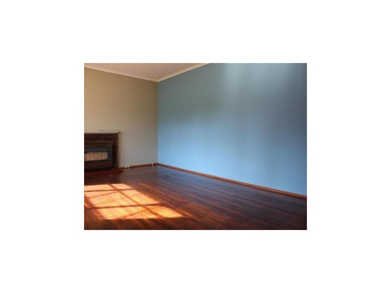 73 Wattle Dr, Doveton VIC 3177