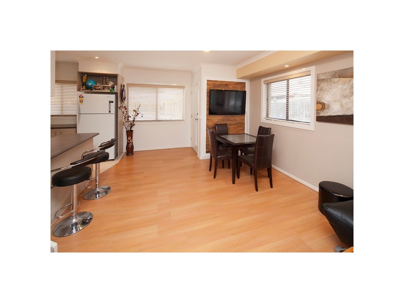 8/42 Liege Avenue, Noble Park VIC 3174