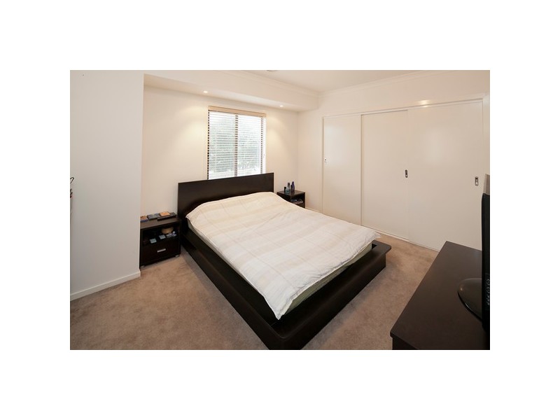 8/42 Liege Avenue, Noble Park VIC 3174