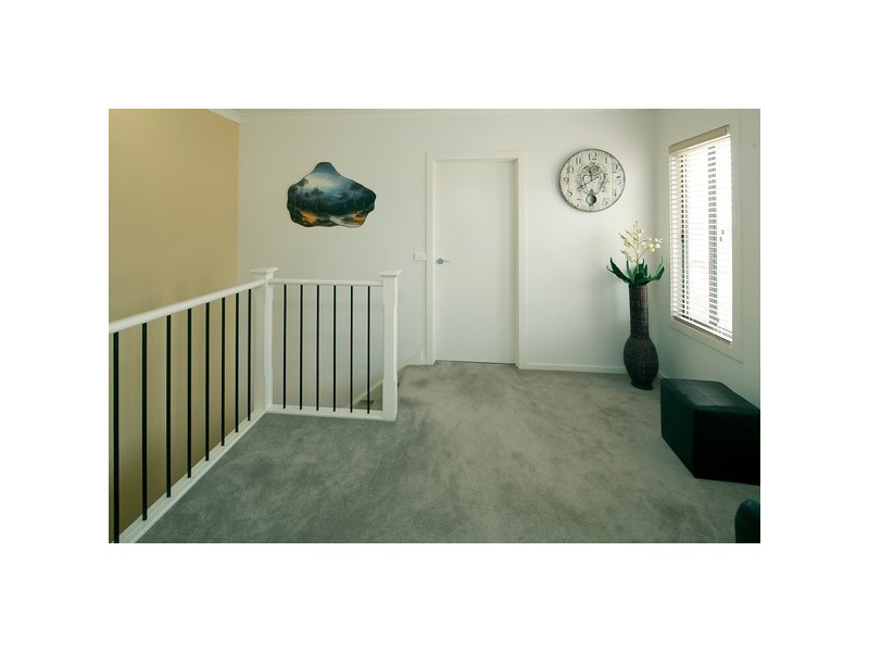 8/42 Liege Avenue, Noble Park VIC 3174