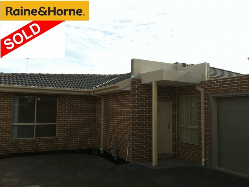 3/12 Prunus Gr, Doveton VIC 3177