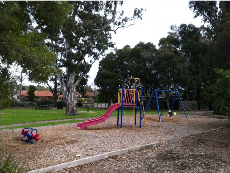 3/12 Prunus Gr, Doveton VIC 3177