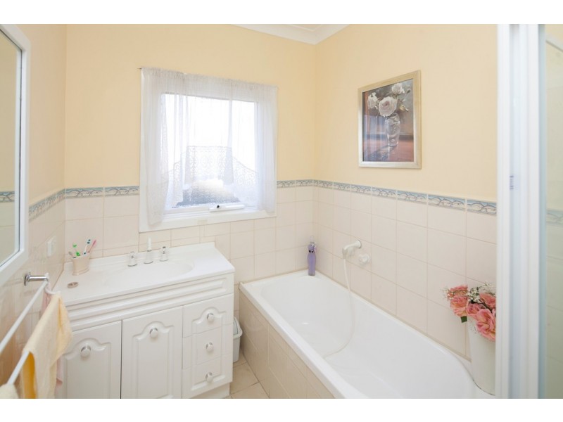 9 Maurice St, Dandenong VIC 3175