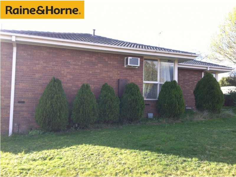 67 Gleneagles Dr, Endeavour Hills VIC 3802