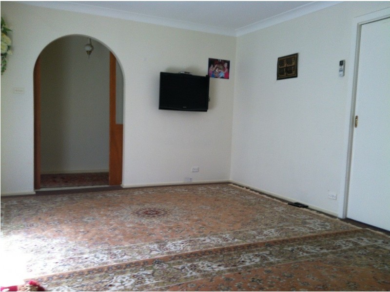 51 Hillside Ave, Dandenong North VIC 3175
