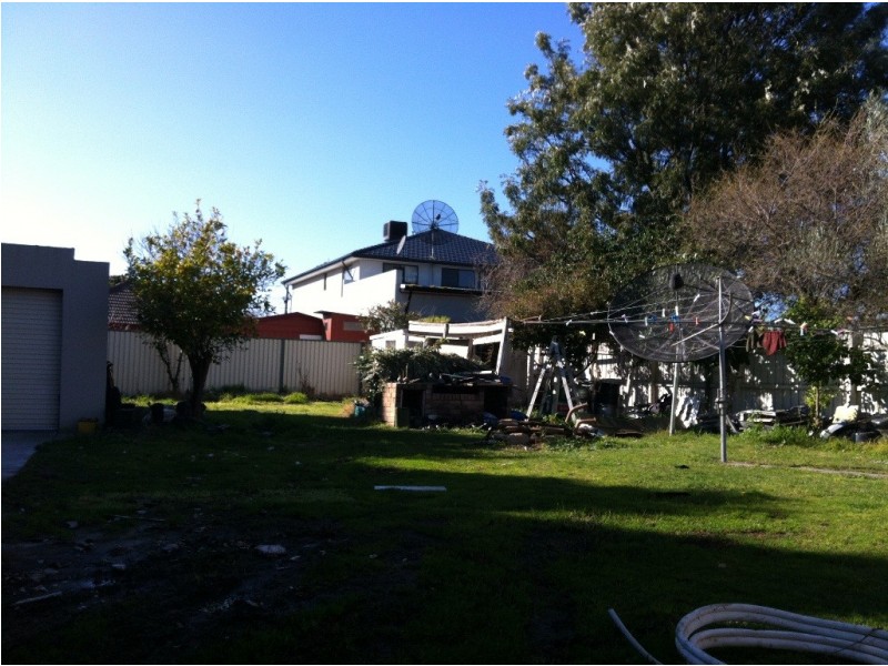 51 Hillside Ave, Dandenong North VIC 3175