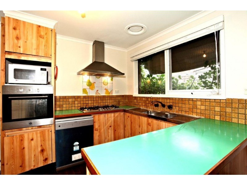 6 Marra Court, Endeavour Hills VIC 3802