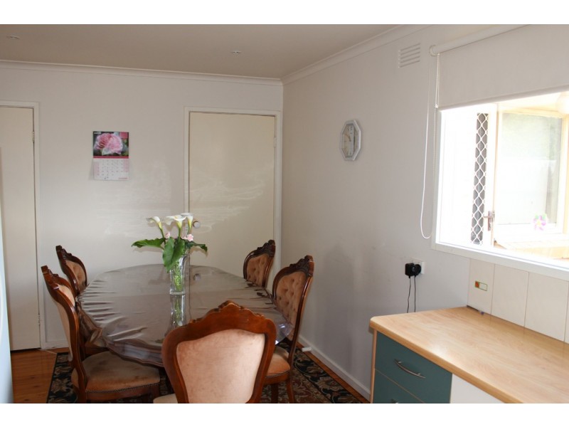 1/14 Monteith Crescent, Endeavour Hills VIC 3802