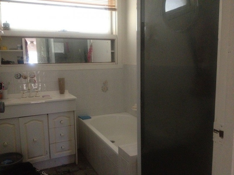 14 Pound Road, Hampton Park VIC 3976