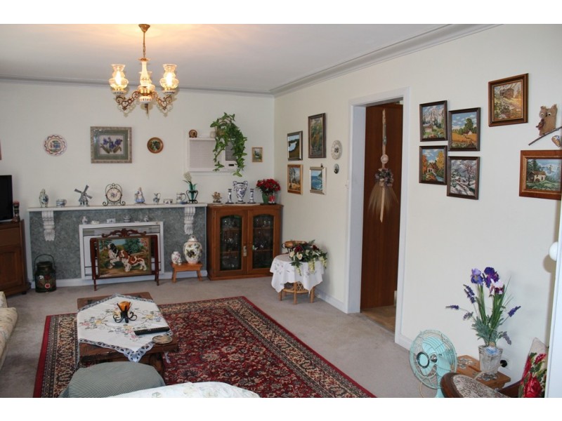 2 Onslow Ct, Noble Park VIC 3174