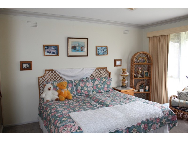 2 Onslow Ct, Noble Park VIC 3174