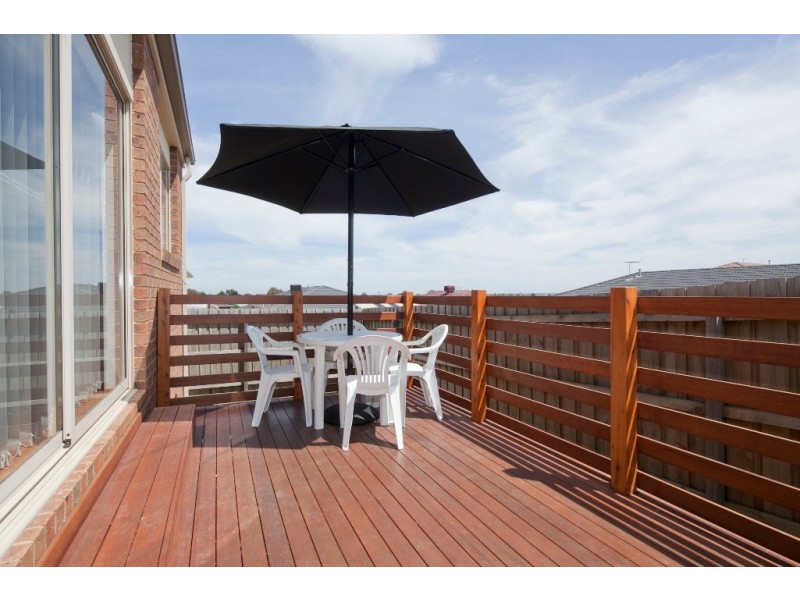 13 Central Rd, Hampton Park VIC 3976