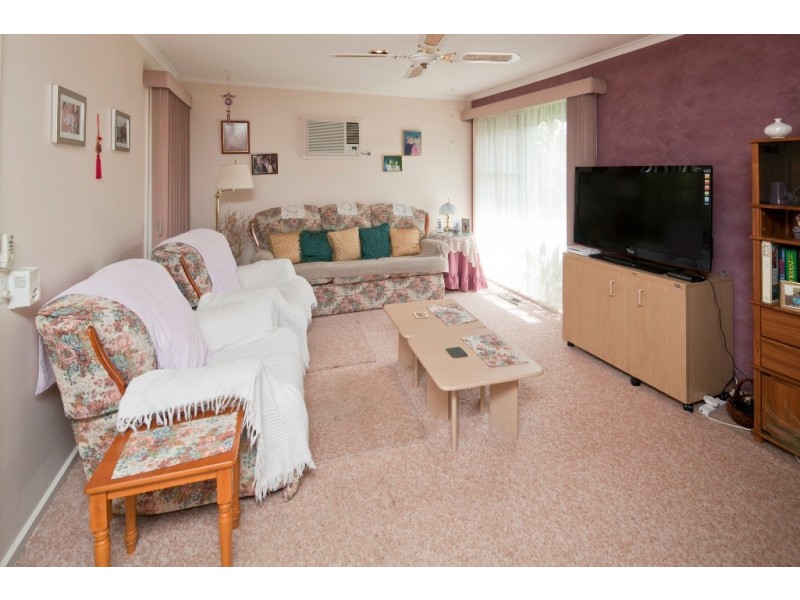 10 Deanswood Rd, Hampton Park VIC 3976